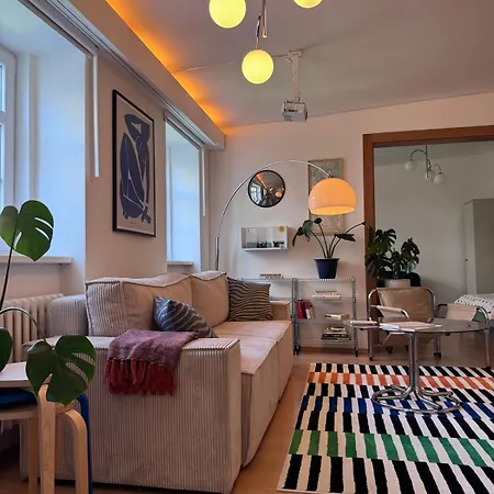 Old Town Gem, Mid-century Style Netflix, Games Bratislava